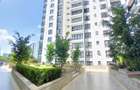 2 Bed Apartment with En Suite at Riverside Drive - 11
