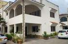4 Bed House with En Suite in Nyali Area - 1