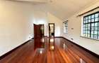 4 Bed Villa with En Suite in Spring Valley - 12