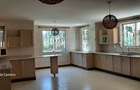 5 Bed House with En Suite in Nyari - 12