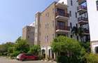 Serviced 2 Bed Apartment with En Suite at Sultan - 3