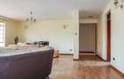 3 Bed Apartment with En Suite at Riverside Drive - 18