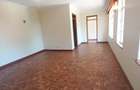 5 Bed House with En Suite at Red Hill Road - 11