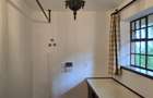 3 Bed Townhouse with En Suite in Spring Valley - 9