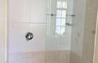 5 Bed House with En Suite in Spring Valley - 12