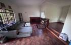 3 Bed House with Garden in Lavington - 3