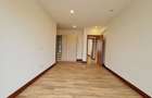 3 Bed Apartment with En Suite at Parklands - 6