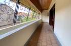 5 Bed House with En Suite at Parklands - 8