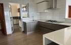 4 Bed Apartment with En Suite in Parklands - 3