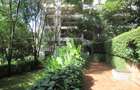 4 Bed Apartment with En Suite at Riverside Drive - 3