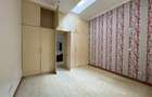 4 Bed Townhouse with En Suite at Riverside Drive - 6
