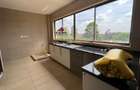 3 Bed Apartment with En Suite in Westlands Area - 14