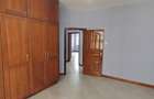 Commercial Property with Service Charge Included in Kilimani - 8