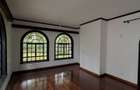 4 Bed Townhouse with En Suite in Riverside - 10