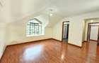 3 Bed Apartment with En Suite in Brookside - 5
