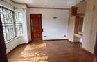 5 Bed Townhouse with En Suite in Westlands Area - 8