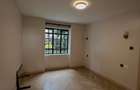 6 Bed Townhouse with En Suite at Convent Drive - 10