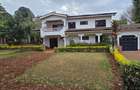 4 Bed House with En Suite at Nyari Close - 1
