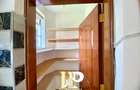 4 Bed Townhouse with En Suite in Spring Valley - 19
