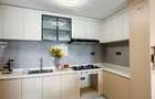 3 Bed Apartment with En Suite in Riverside - 4