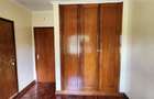 3 Bed House with En Suite in Lavington - 14