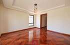 5 Bed Townhouse with En Suite at Loresho - 18