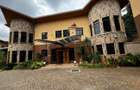 5 Bed House with En Suite at Kyuna - 1