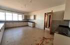 6 Bed Villa with Swimming Pool in Loresho - 4