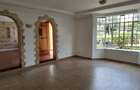 4 Bed Townhouse with En Suite in Lavington - 6