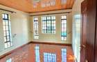 4 Bed House with En Suite in Lavington - 17