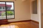 5 Bed Townhouse with En Suite at Convent Drive - 19