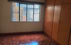 5 Bed Townhouse with En Suite in Lavington - 4