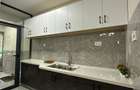 1 Bed Apartment with En Suite in Kilimani - 4