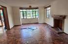 5 Bed Townhouse with En Suite at Lavington Road - 7