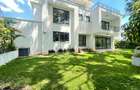 5 Bed Townhouse with En Suite in Lavington - 1
