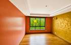 5 Bed Villa with En Suite in Lavington - 12