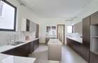 5 Bed Townhouse with En Suite at Lavington Green - 8