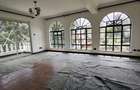 5 Bed Villa with En Suite in Ridgeways - 17