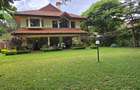 5 Bed House with En Suite at Rosslyn Park 01 - 1