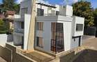 5 Bed Townhouse with En Suite in Lavington - 14