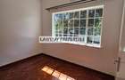 4 Bed House with En Suite in Lavington - 11