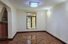 5 Bed Townhouse with En Suite in Lavington - 9