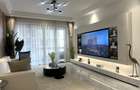 1 Bed Apartment with En Suite at Peponi Road - 5