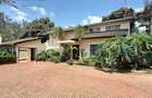 4 Bed House with En Suite at Lavington - 3