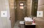 5 Bed Apartment with En Suite in Parklands - 6