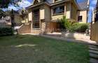 5 Bed Townhouse with En Suite in Lavington - 2