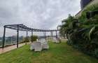 4 Bed Apartment with En Suite at Riverside Drive - 5