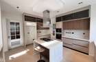 5 Bed Villa with En Suite in Runda - 8
