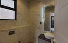 5 Bed Townhouse with En Suite in Lavington - 17