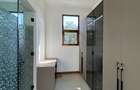 4 Bed Villa with En Suite in Nyali Area - 9